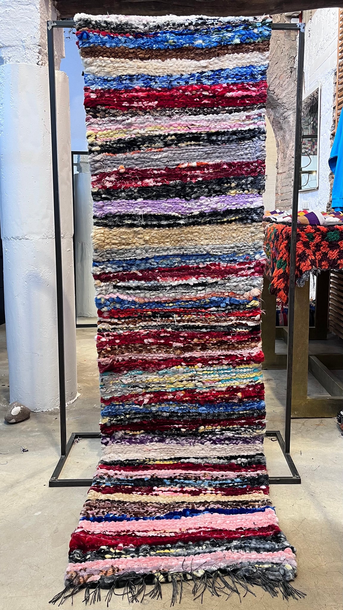 DIFFERENT RUG VOL.10