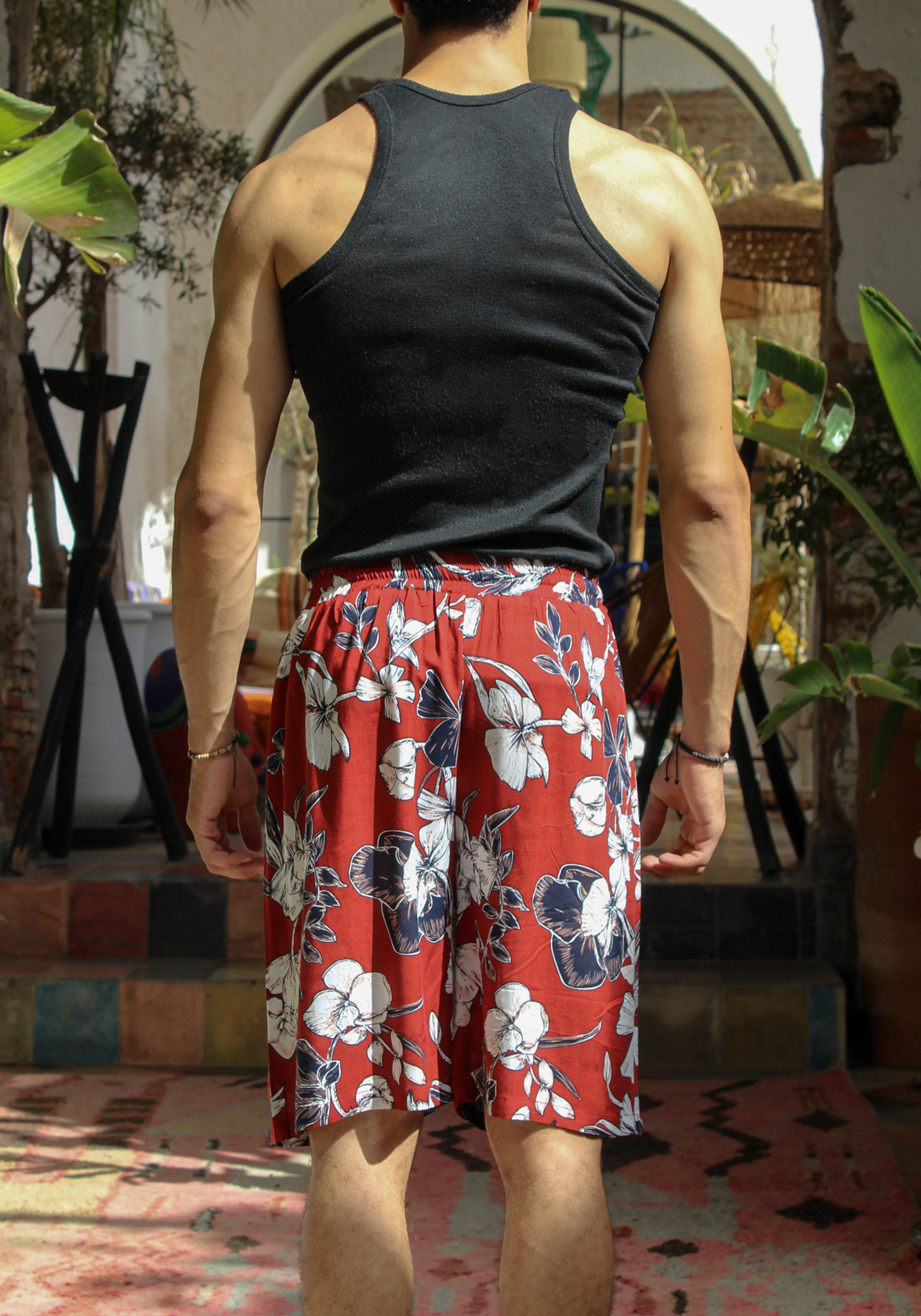 RED SHORTS WITH FLOWER PATTERN